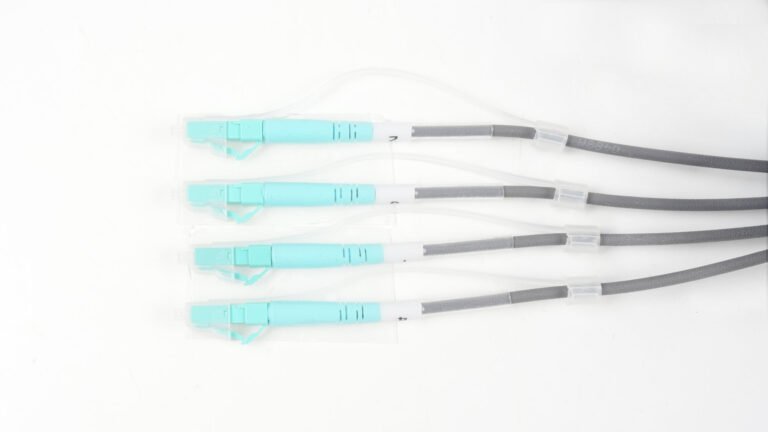 Cable de fibra óptica blindado multimodo OM3 con conectores LC – G202-xxU, fotografía 7