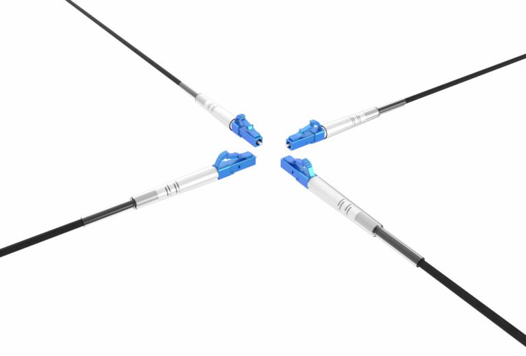 Cable de fibra óptica blindado monomodo con conectores LC – G300-xxUSM, fotografía 1